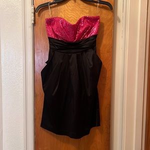 Size 3 Roxy Roc mini dress!